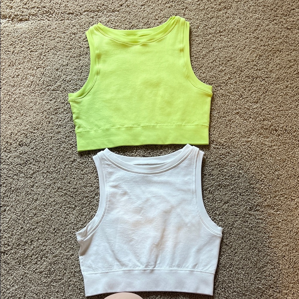 Women’s work out tops